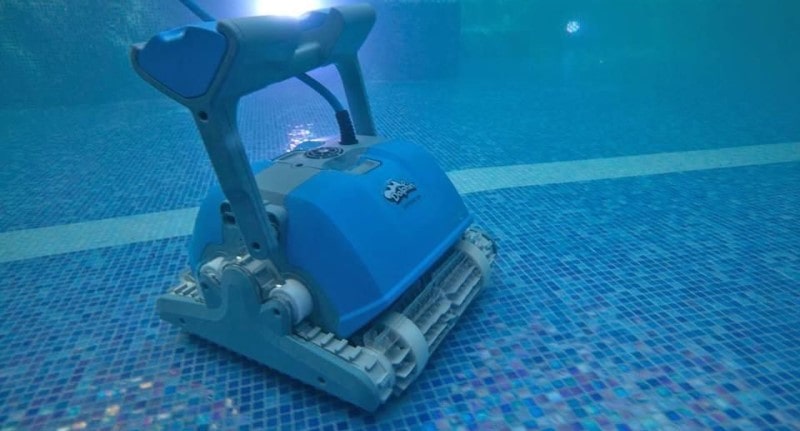 robot-min.jpg